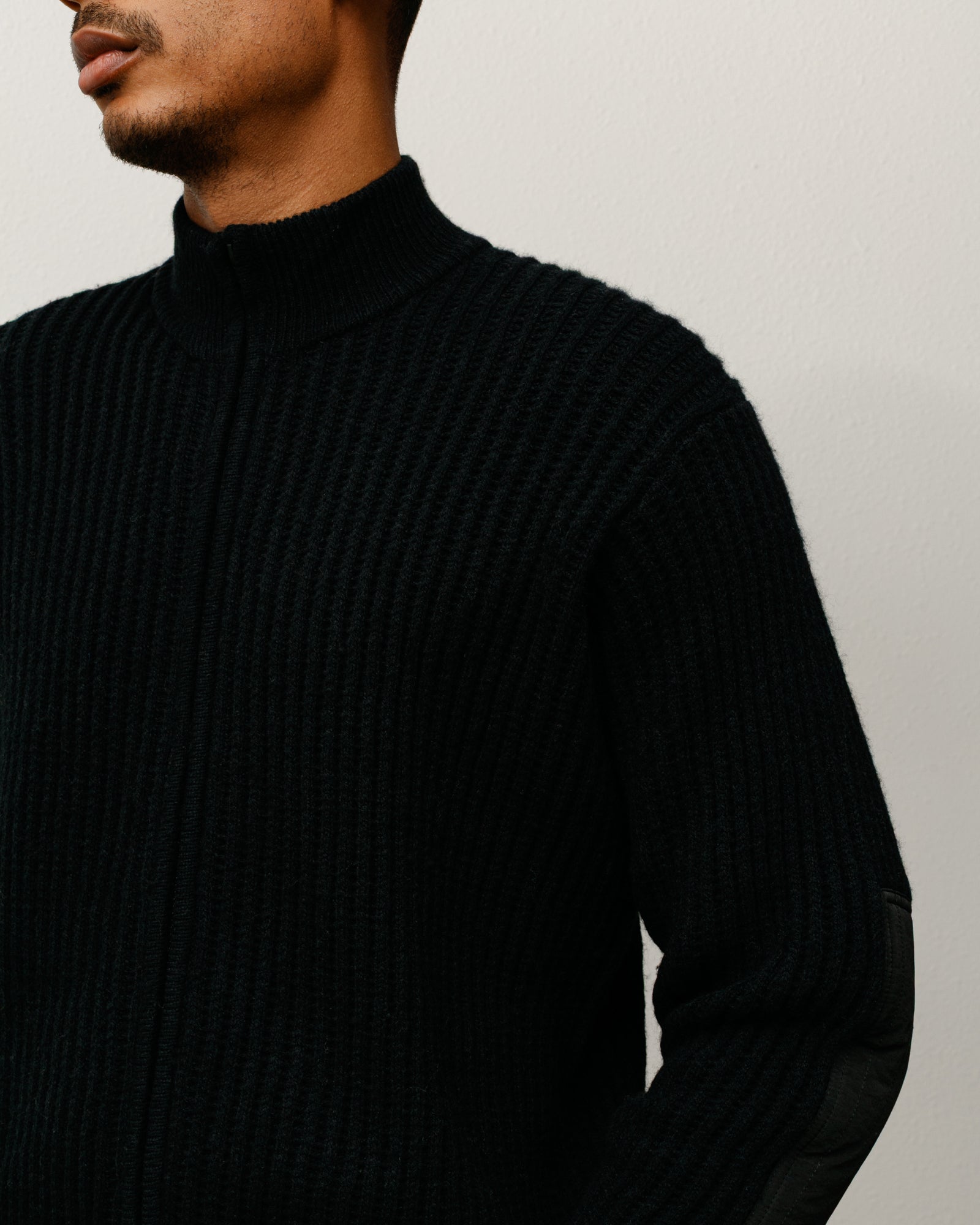LAMBS WOOL ZIP SWEATER