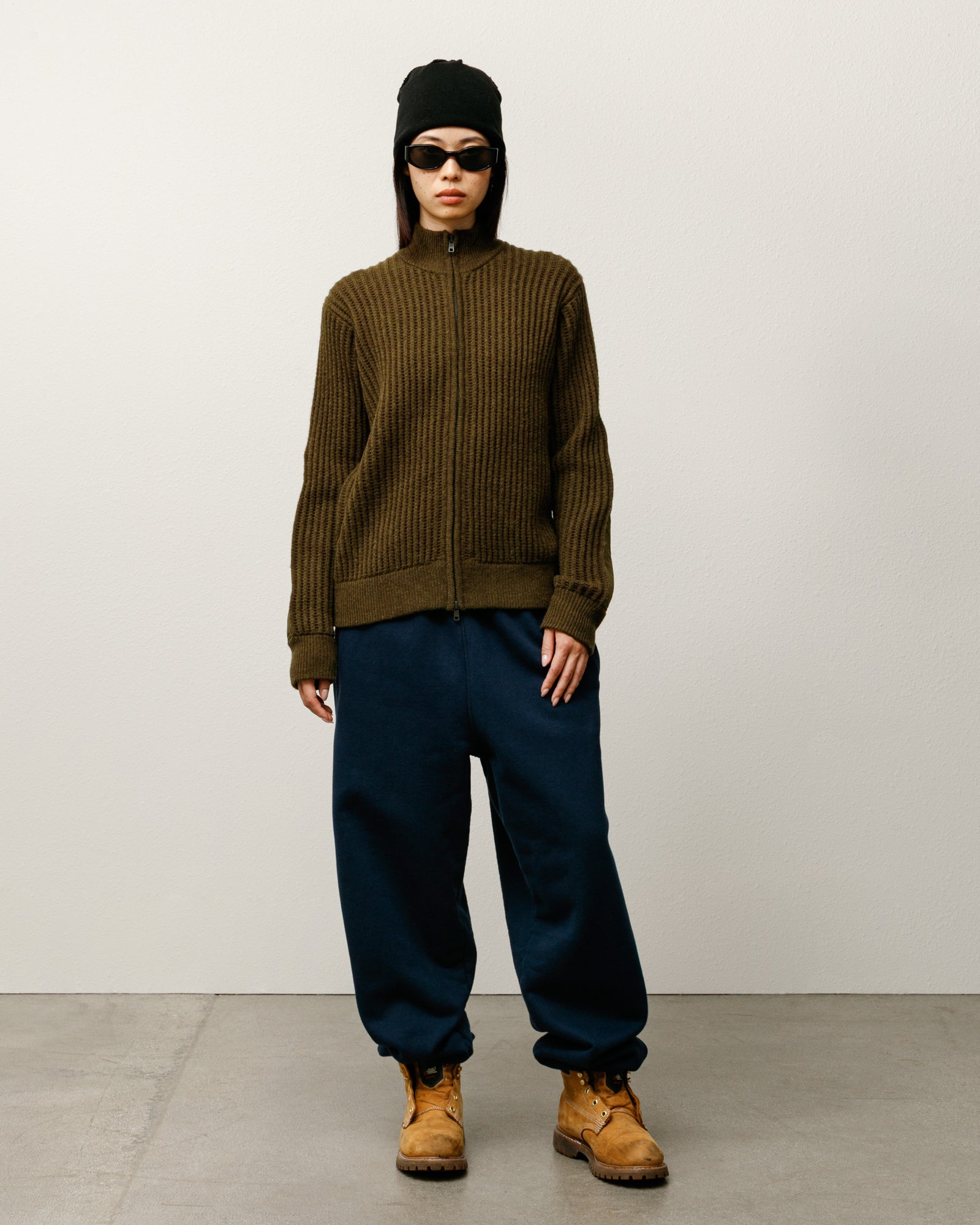 LAMBS WOOL ZIP SWEATER